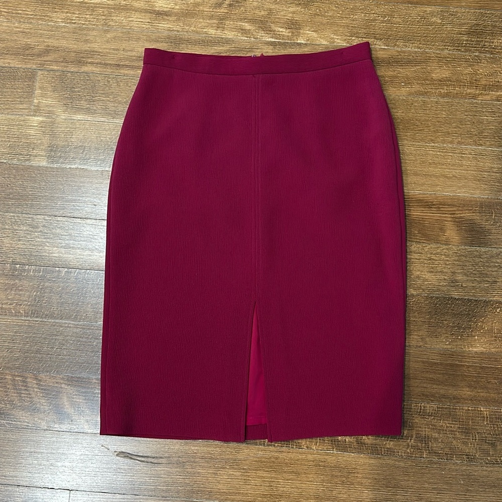 Ann Taylor red front slit skirt size 6